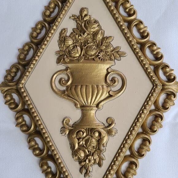Vintage 70s Homco gold cream wall plaques four classical motifs 8 x 14 - Picture 2 of 7